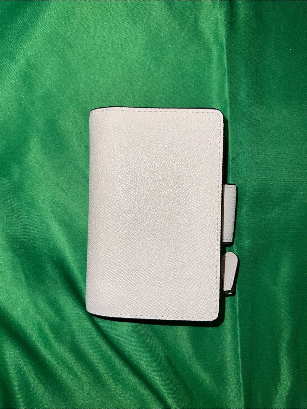 Coach White Pebbled Leather Snap Wallet with Gold Logo - Picture 2 of 4